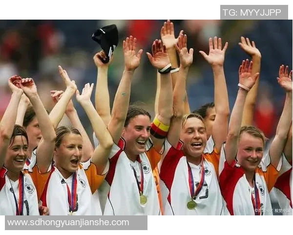 德国足球队的辉煌历史与未来发展展望分析